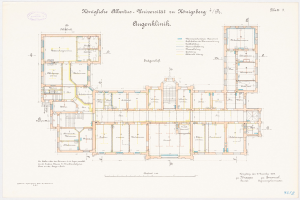 Schwarz-weißer architektonischer Grundriss der Universität München mit beschrifteten Räumen, Fluren, Türen, Fenstern und anderen strukturellen Details.