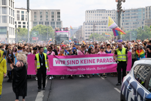 POL-HAM: Demonstrationen im Bahnhofsbezirk verlaufen reibungslos